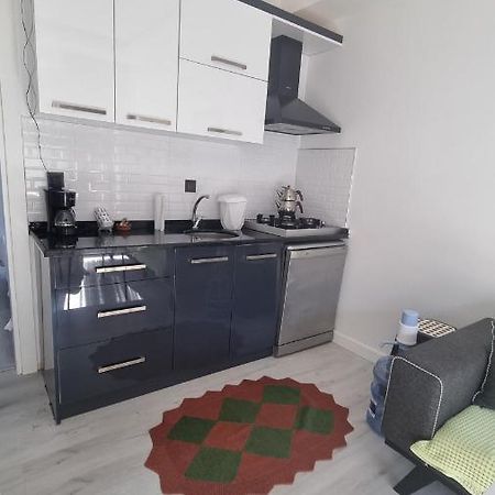 Aloha Airport Guest Home Altinkum  外观 照片